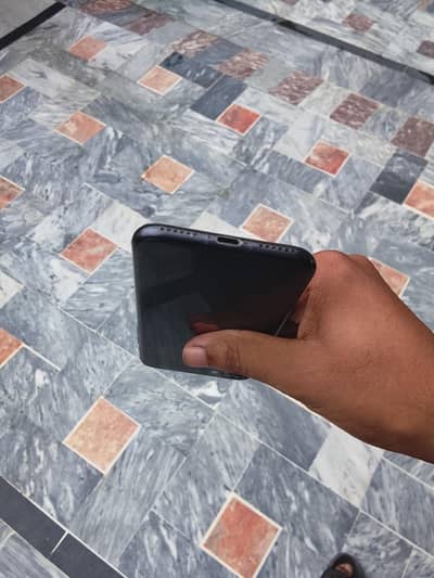 Apple iPhone SE