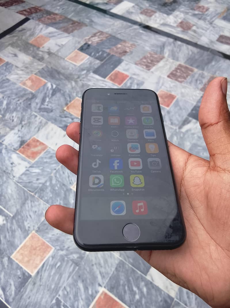 Apple iPhone SE 1