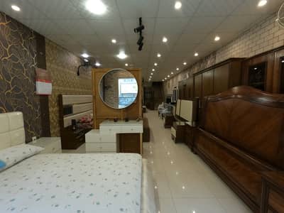 Get In Touch Now To Buy A Prime Location Building In Manzoor Colony