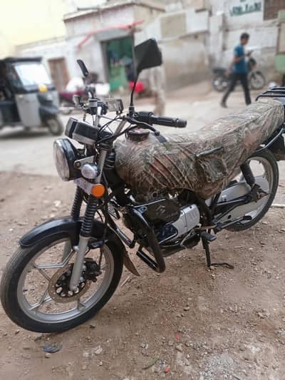 Suzuki gs150 2020