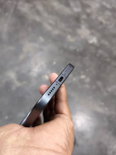 Vivo X300 Pro | 16GB RAM | 512GB Storage | 200MP ZEISS Camera    :::
