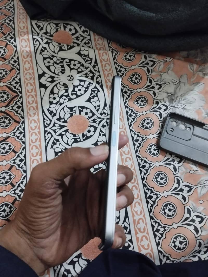 Infinix Note 12 1