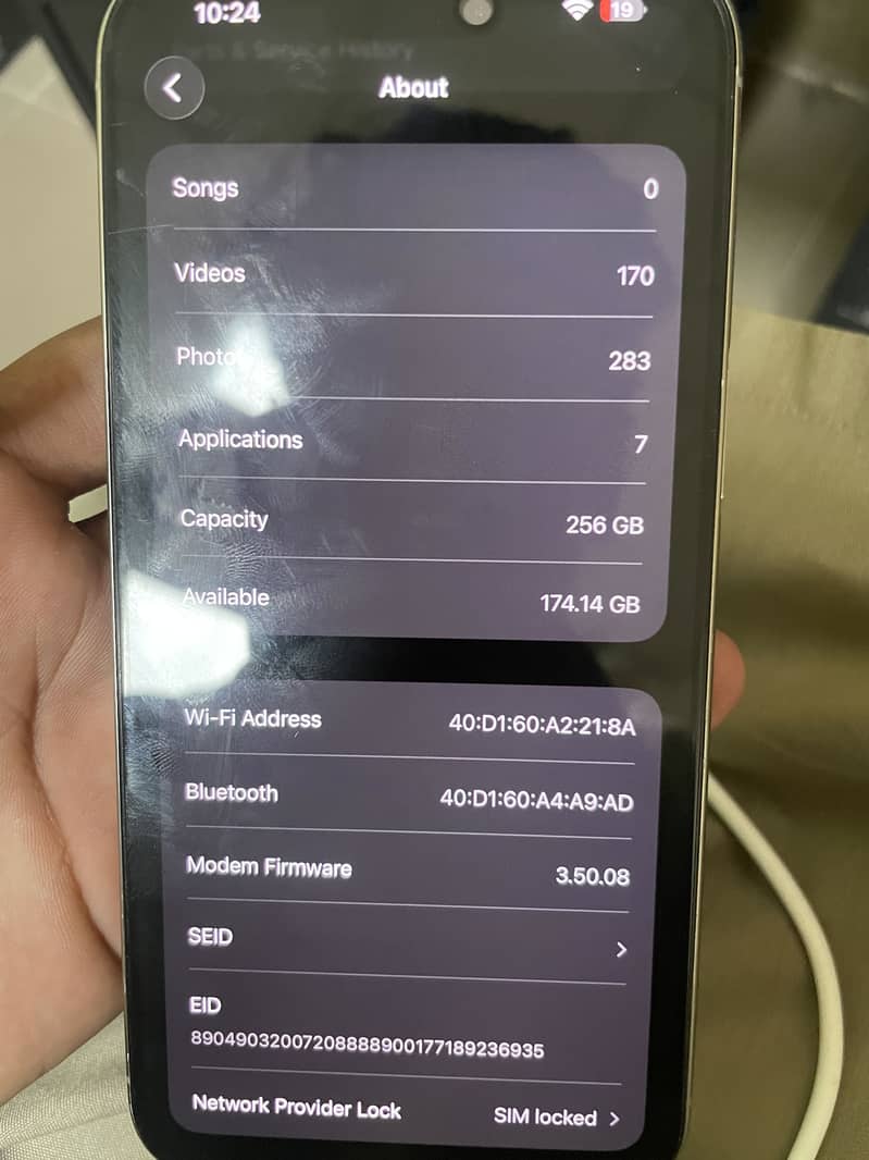 Apple iPhone 15 Pro Max 1