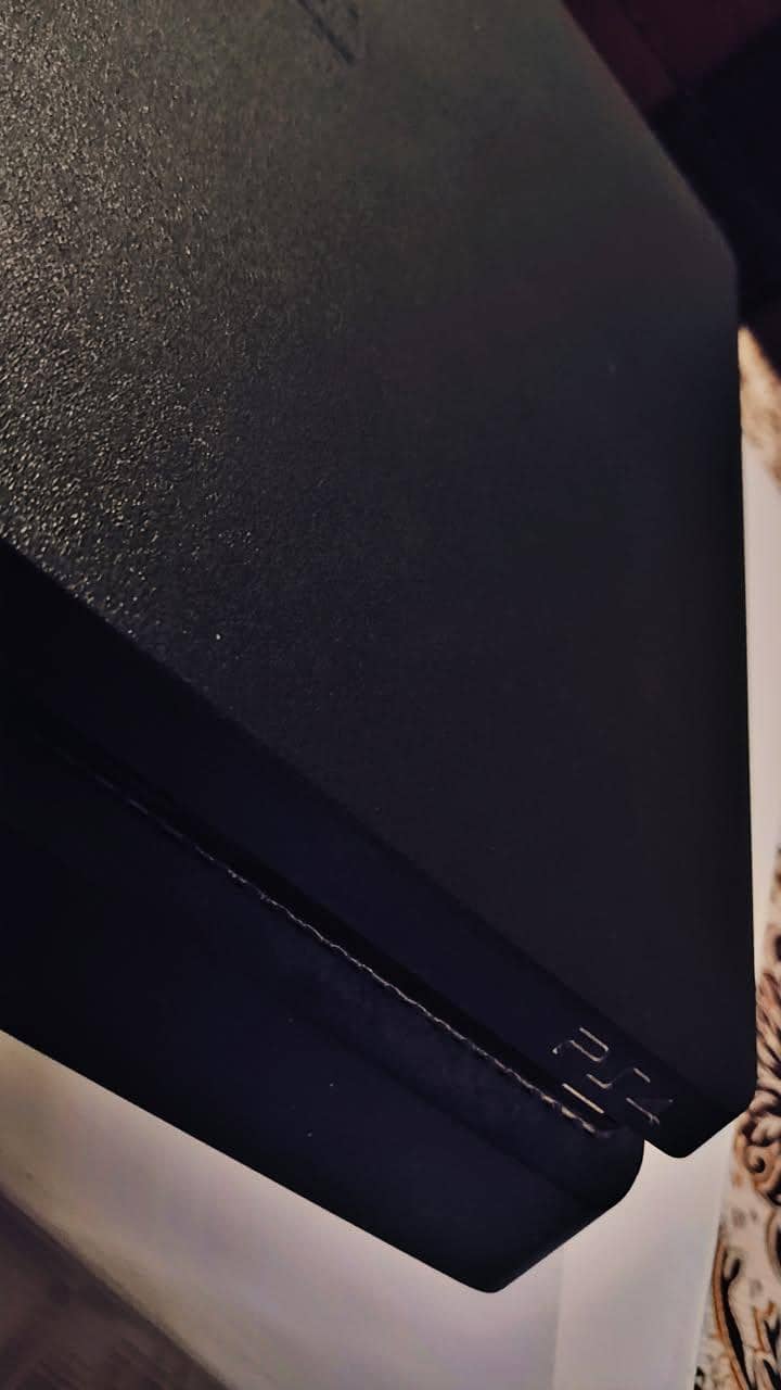 PS 4 Used Condition 9/10 2