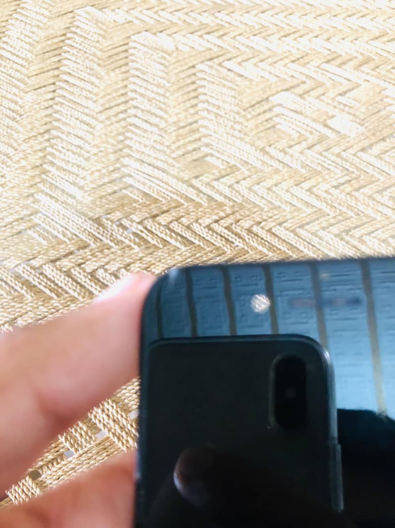 Apple iPhone 8 1