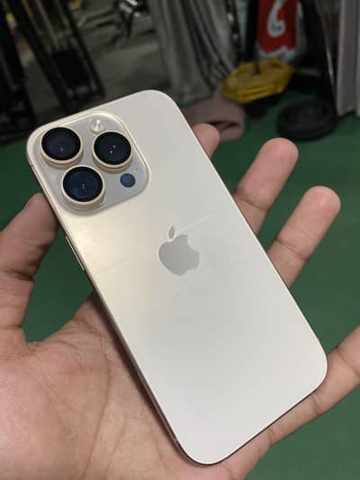 Apple iPhone 16 Pro