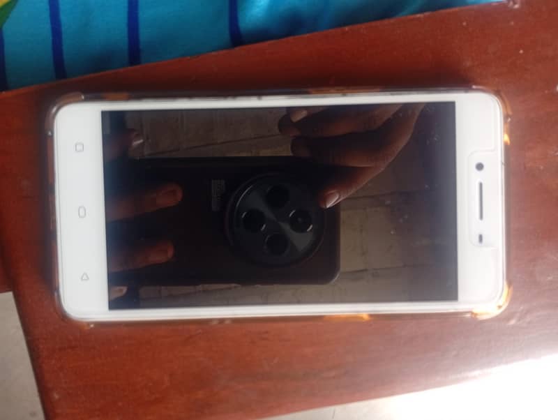 OPPO A37 2