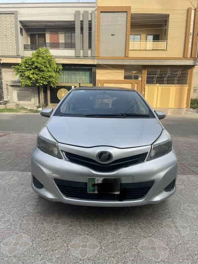 Toyota Vitz 2012
