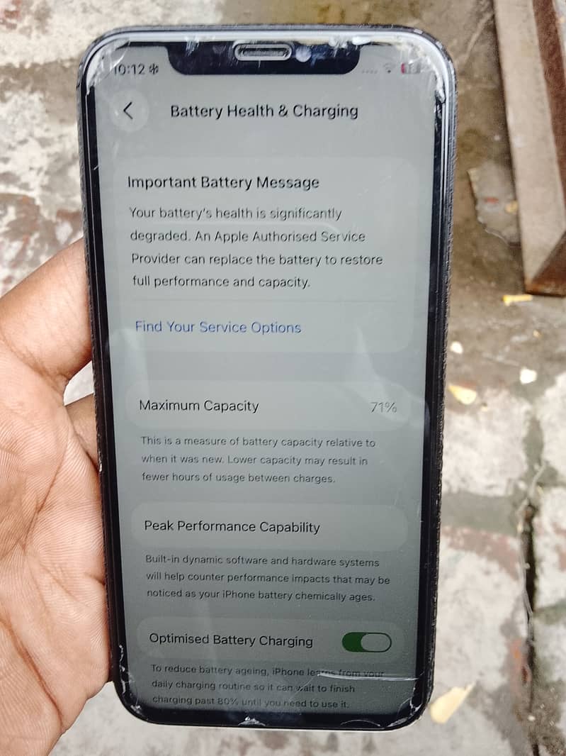 Apple iPhone 11 Pro 4