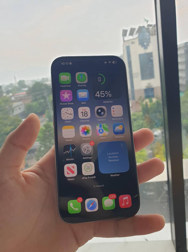 Apple iPhone 15 Pro 3