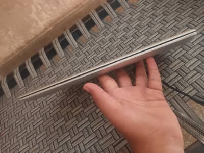HP elitebook exchange possible with I phone