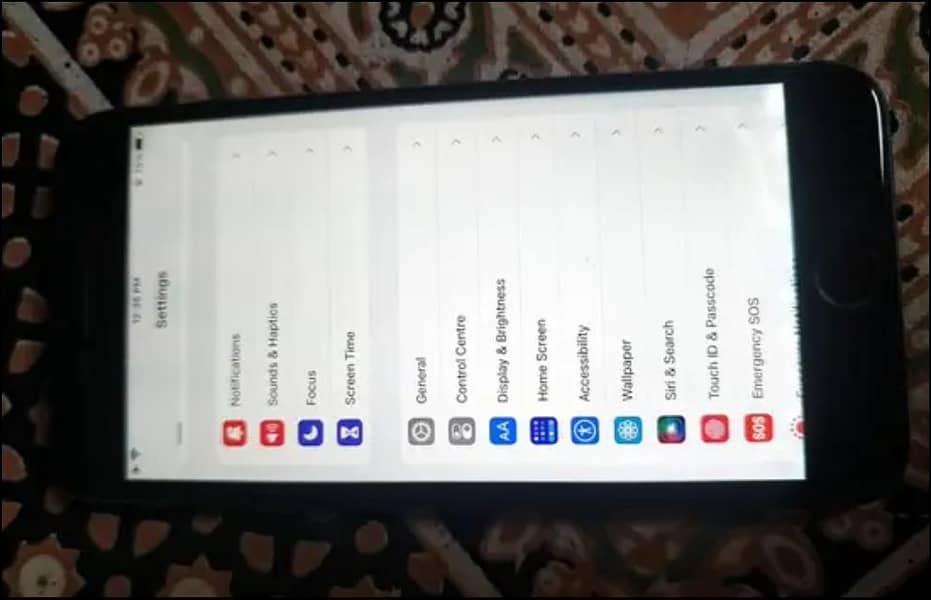 Apple iPhone 8 Plus 4