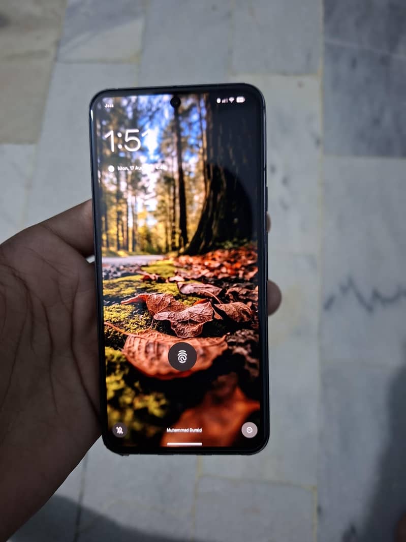 Google Pixel 8 2