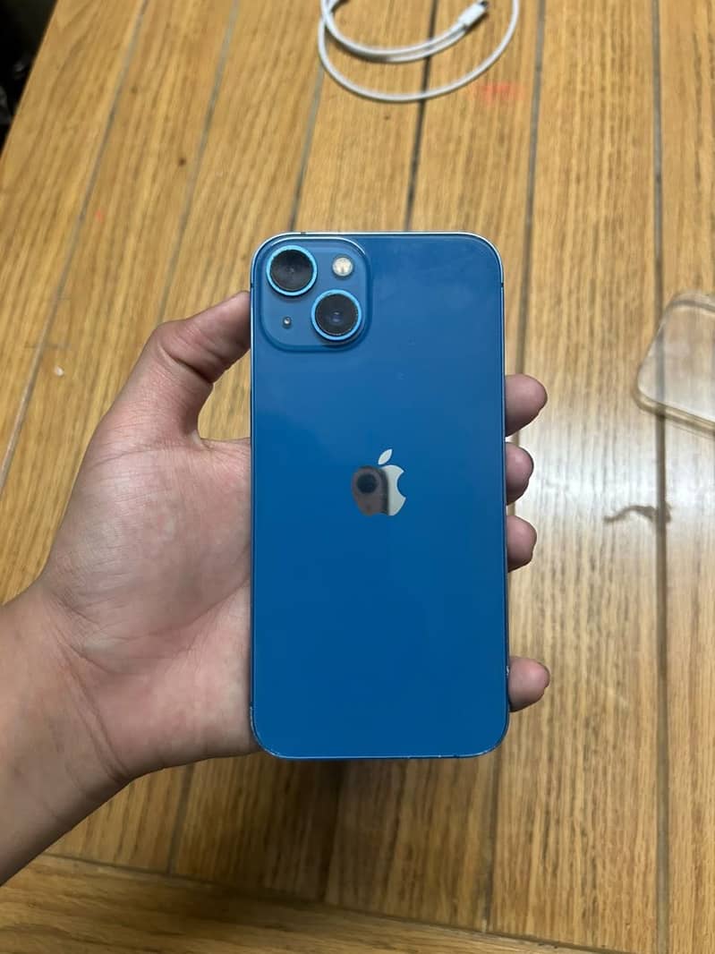 Apple iPhone 13 1