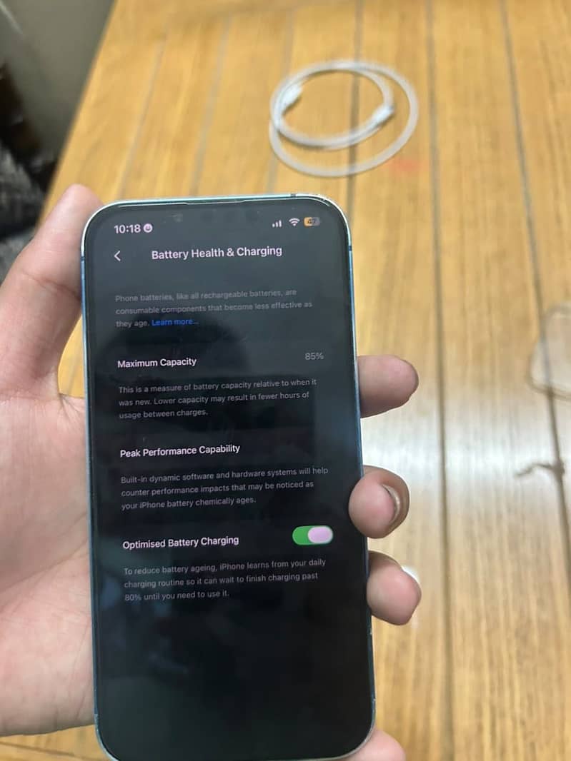 Apple iPhone 13 8