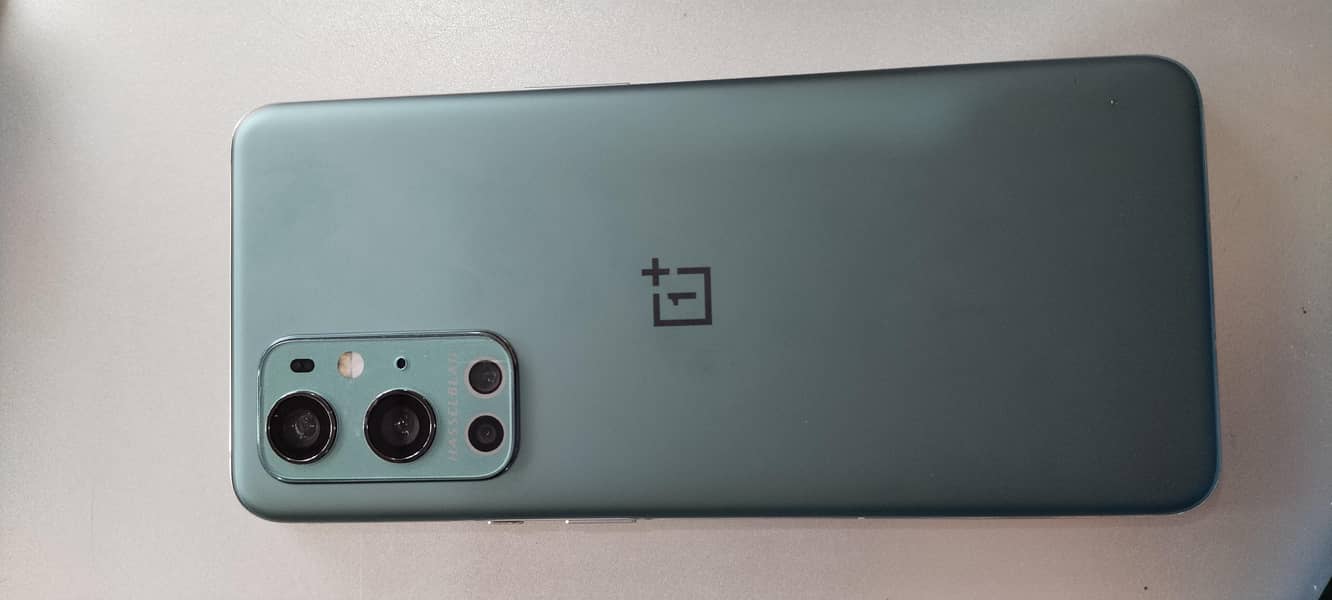 One Plus 9 Pro 0