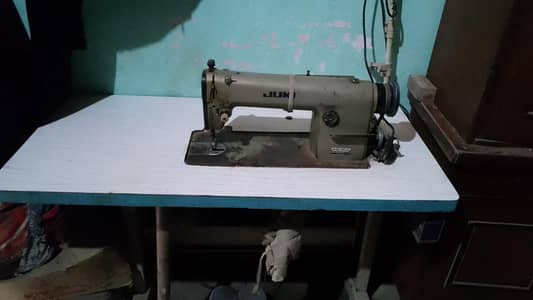 For Sale: Juki Industrial Sewing Machine - Perfect Condition