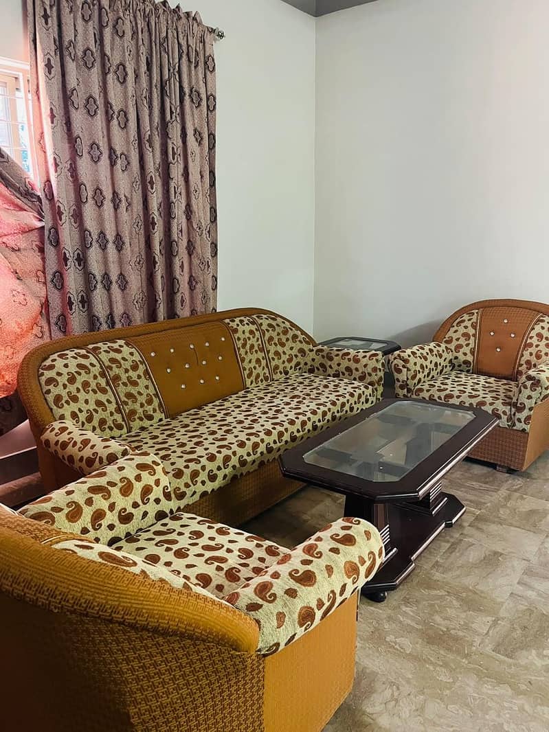 SOFA SET 10/10 condition 2