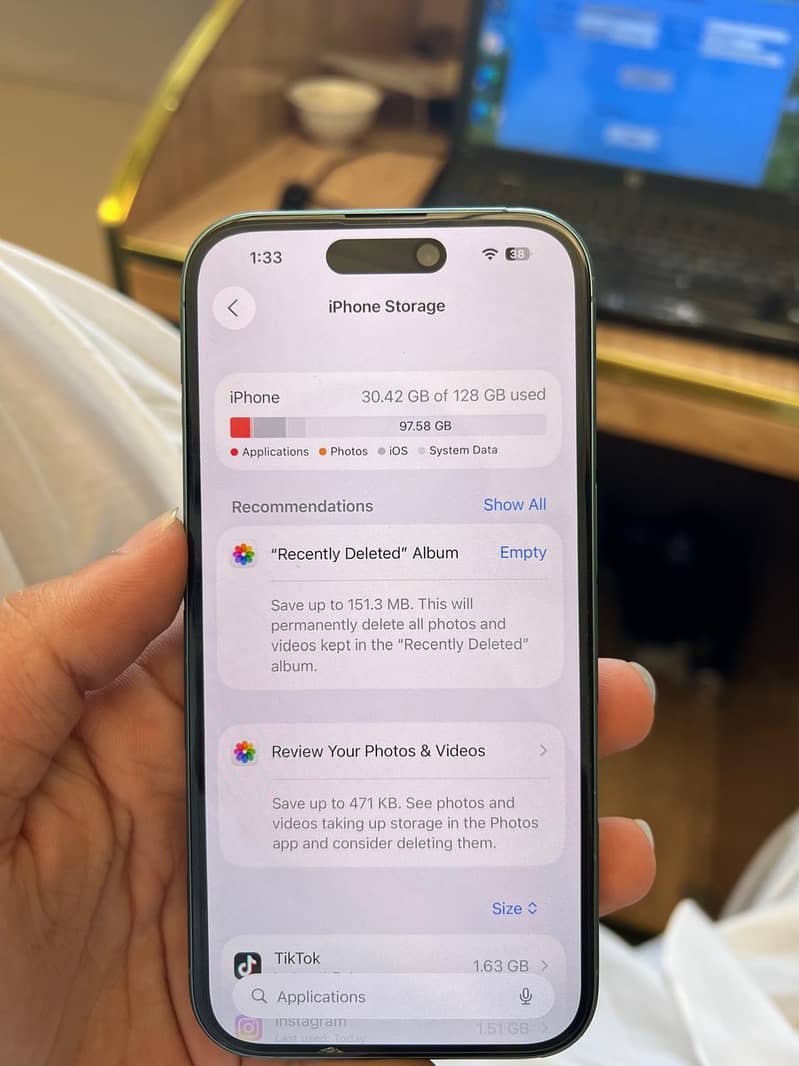 Apple iPhone 16 mdm 2
