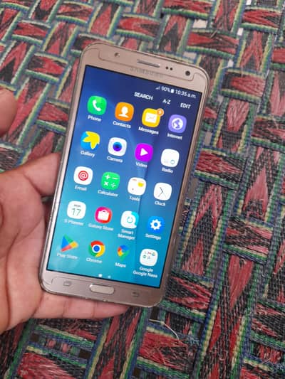 Samsung Mobile J7