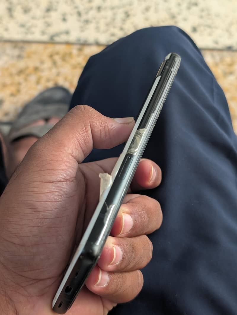 Google Pixel 6a 3