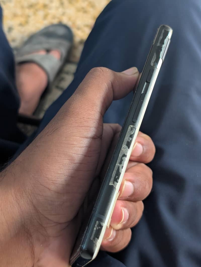 Google Pixel 6a 4
