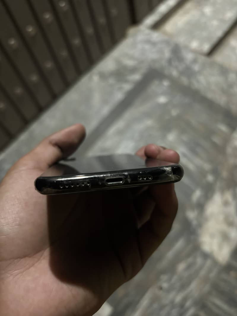 Apple iPhone X 2