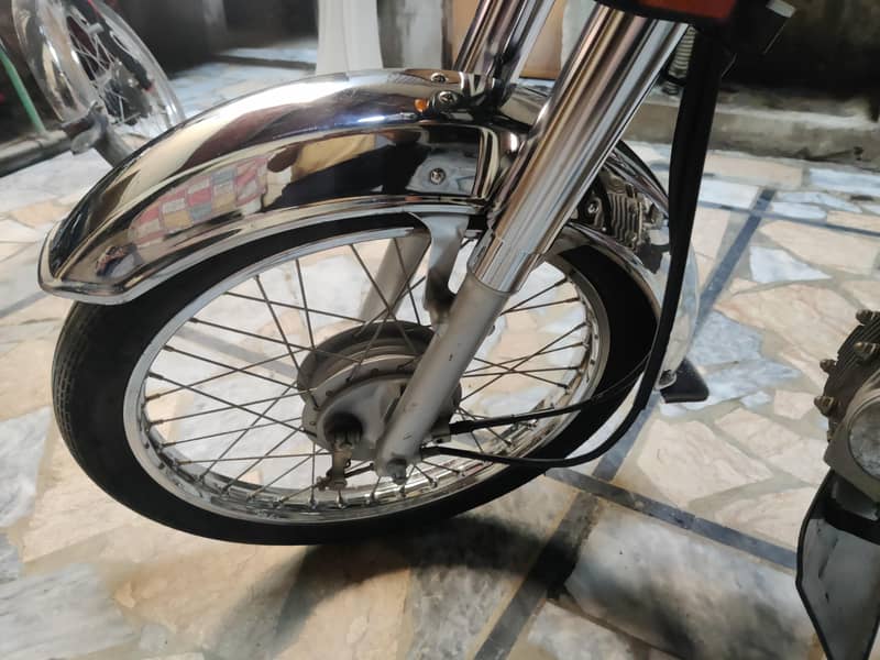 Honda cd70 3