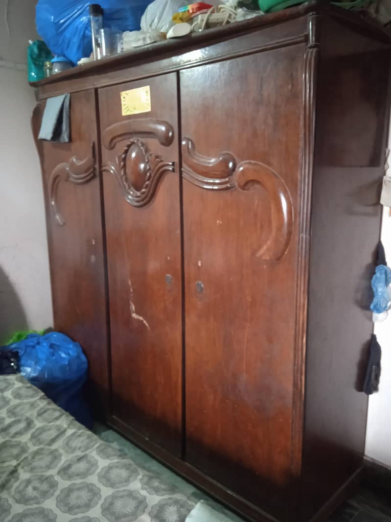 wardrobe 2