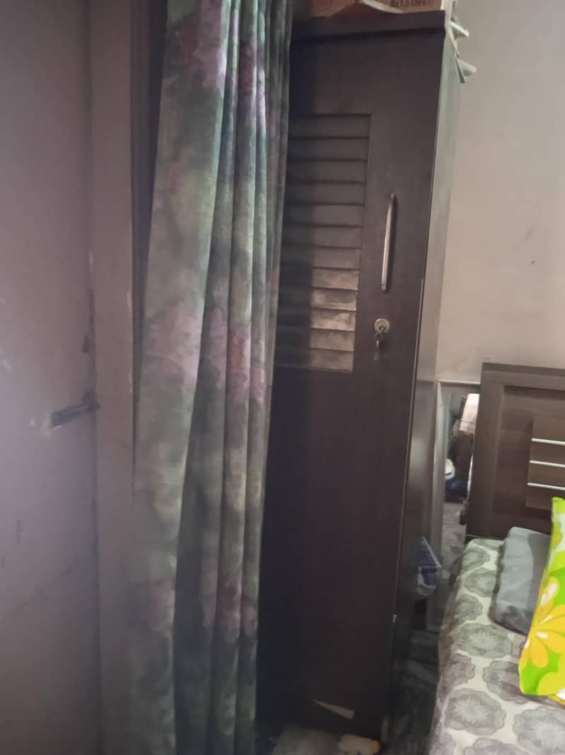 wardrobe 3