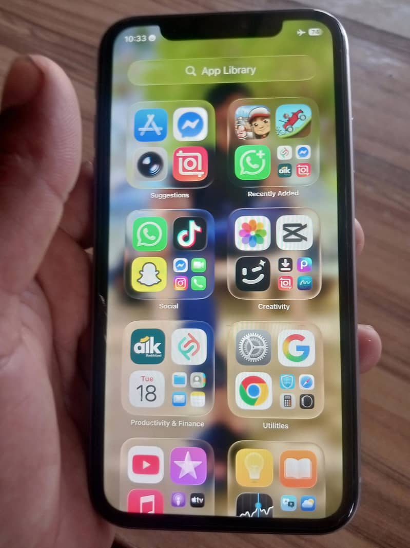 Apple iPhone 11 0