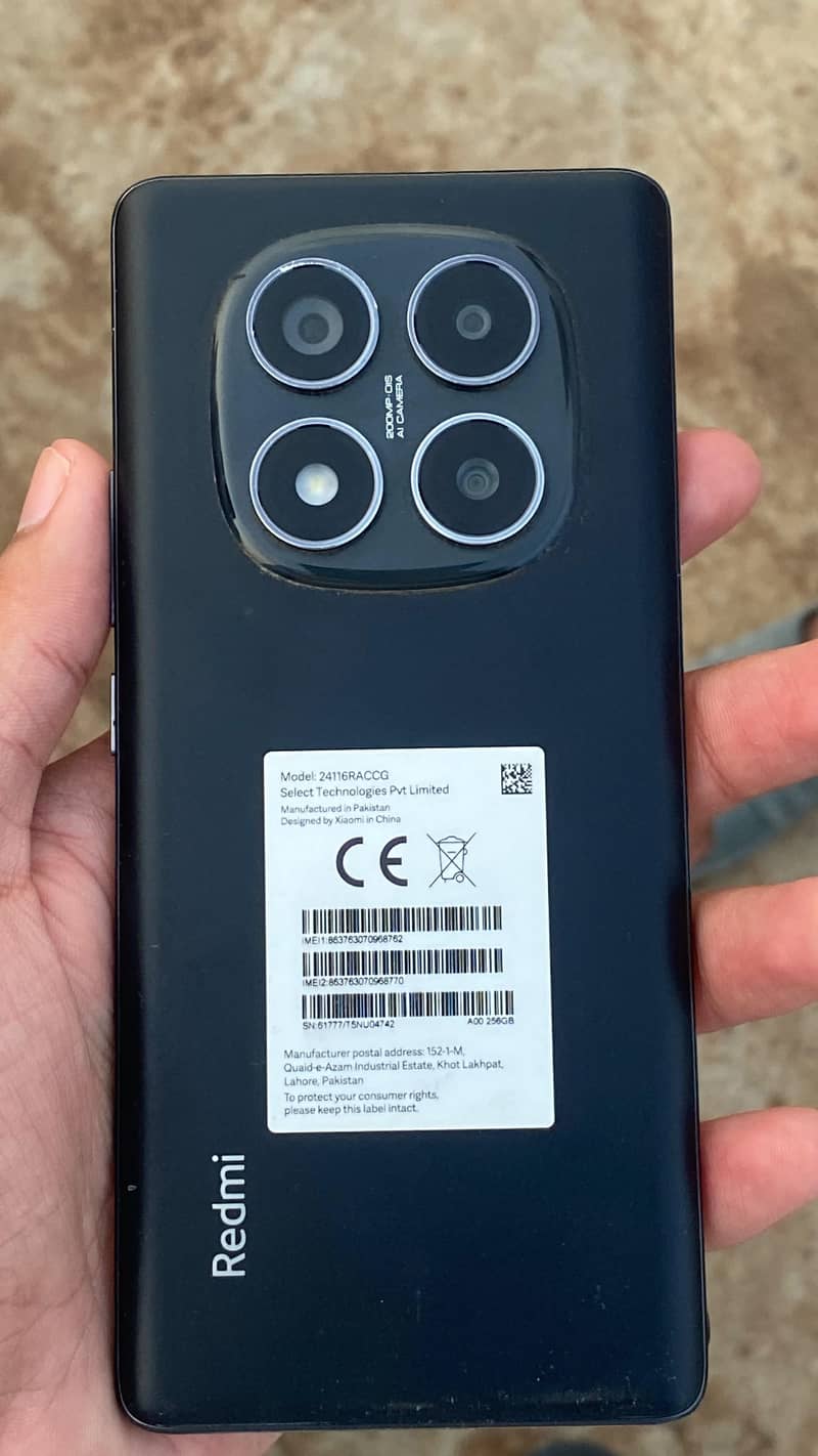 Xiaomi Redmi Note 14 Pro 0