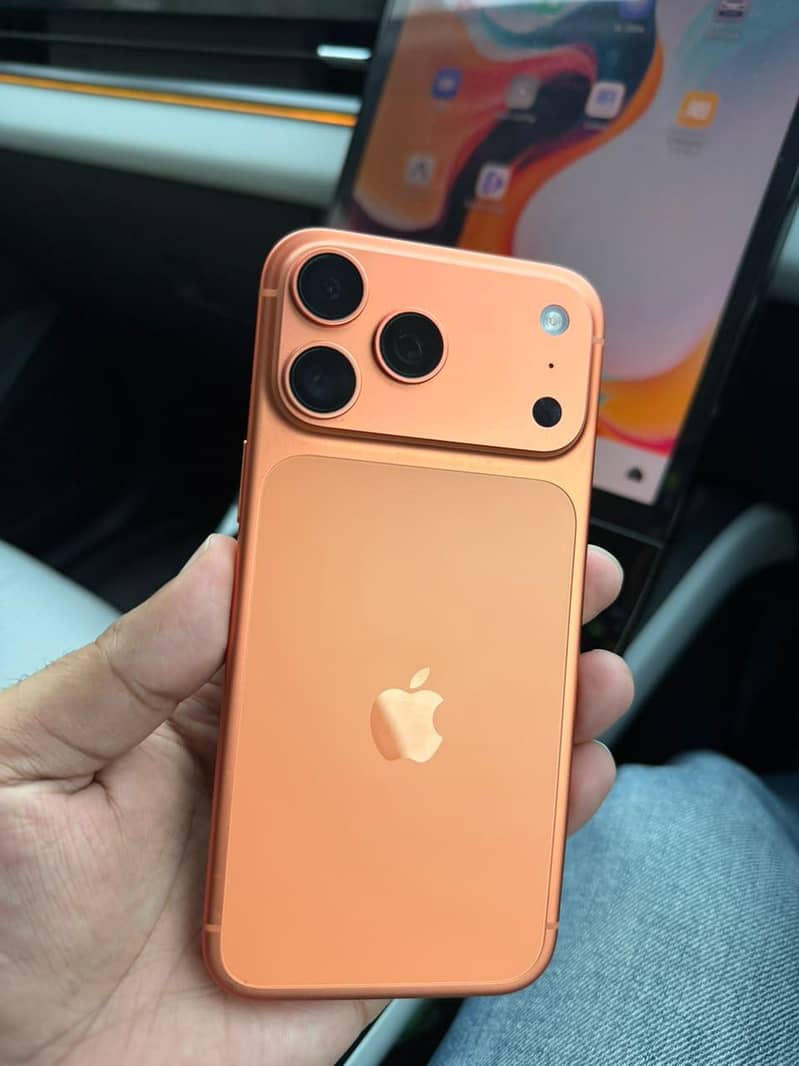 Apple iPhone 17 Pro Max 0