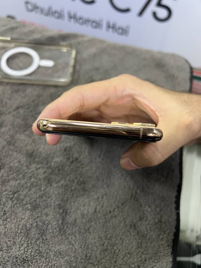 iPhone 11pro max 0