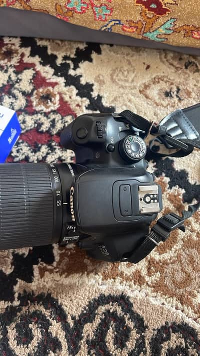 Canon EOS 700D + 55-250mm Lense