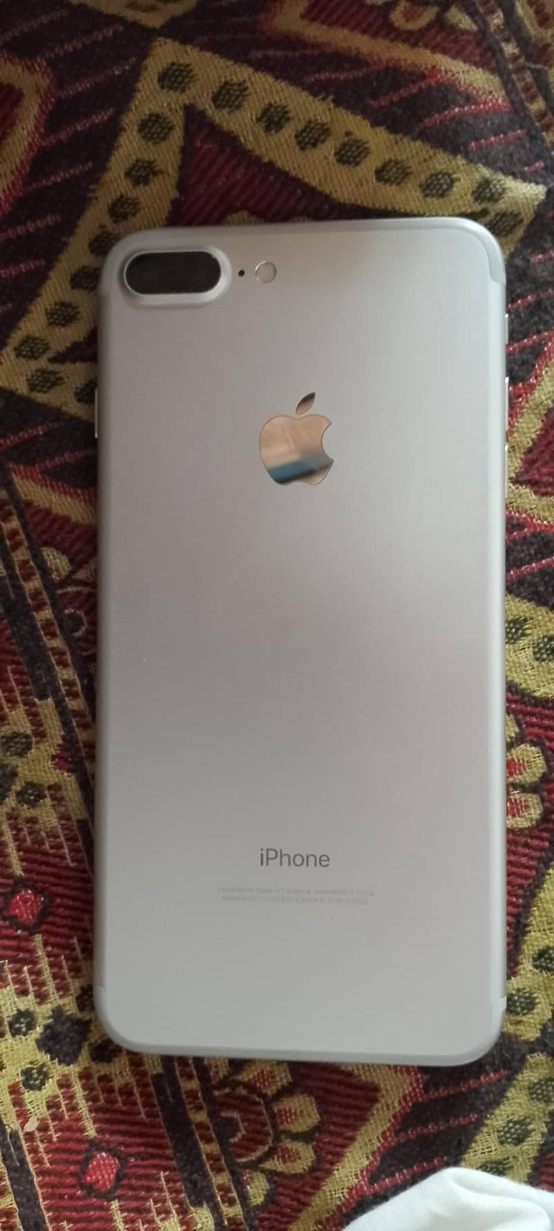 Apple iPhone 7 Plus 0