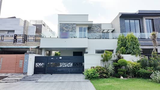 Prime Location House Of 10 Marla Is Available For sale In DHA Phase 6 - Block D