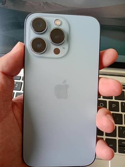 Apple iPhone 13 Pro