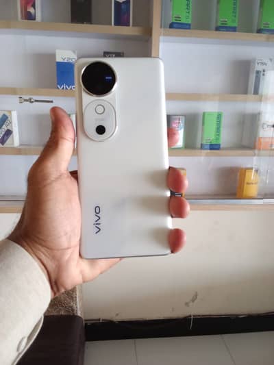 Vivo V40 5G