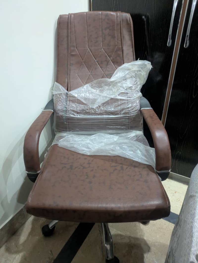 #computer chair# 0