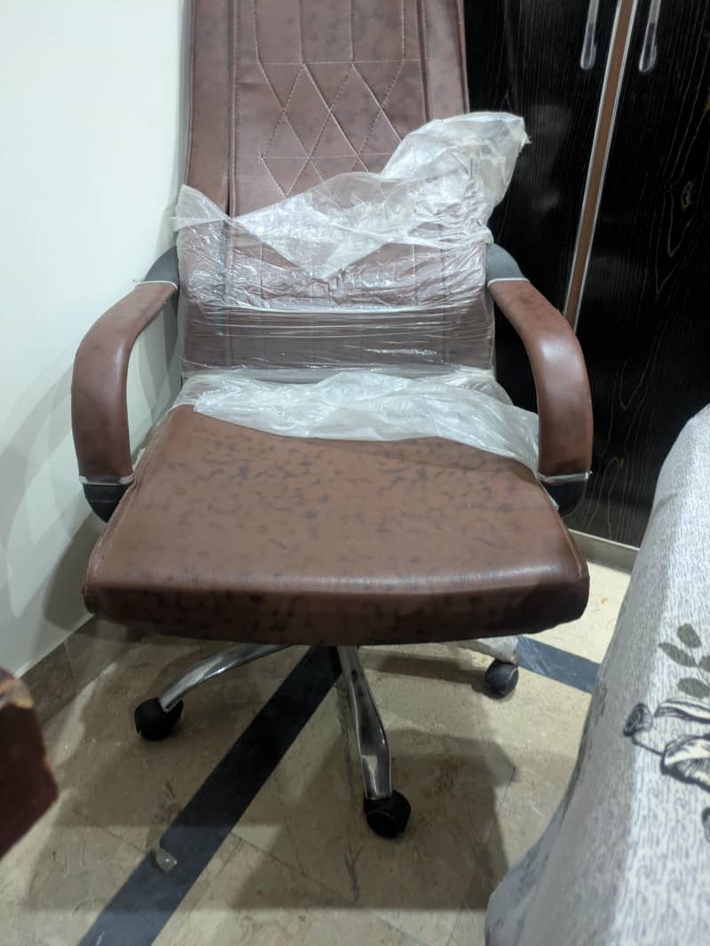 #computer chair# 1