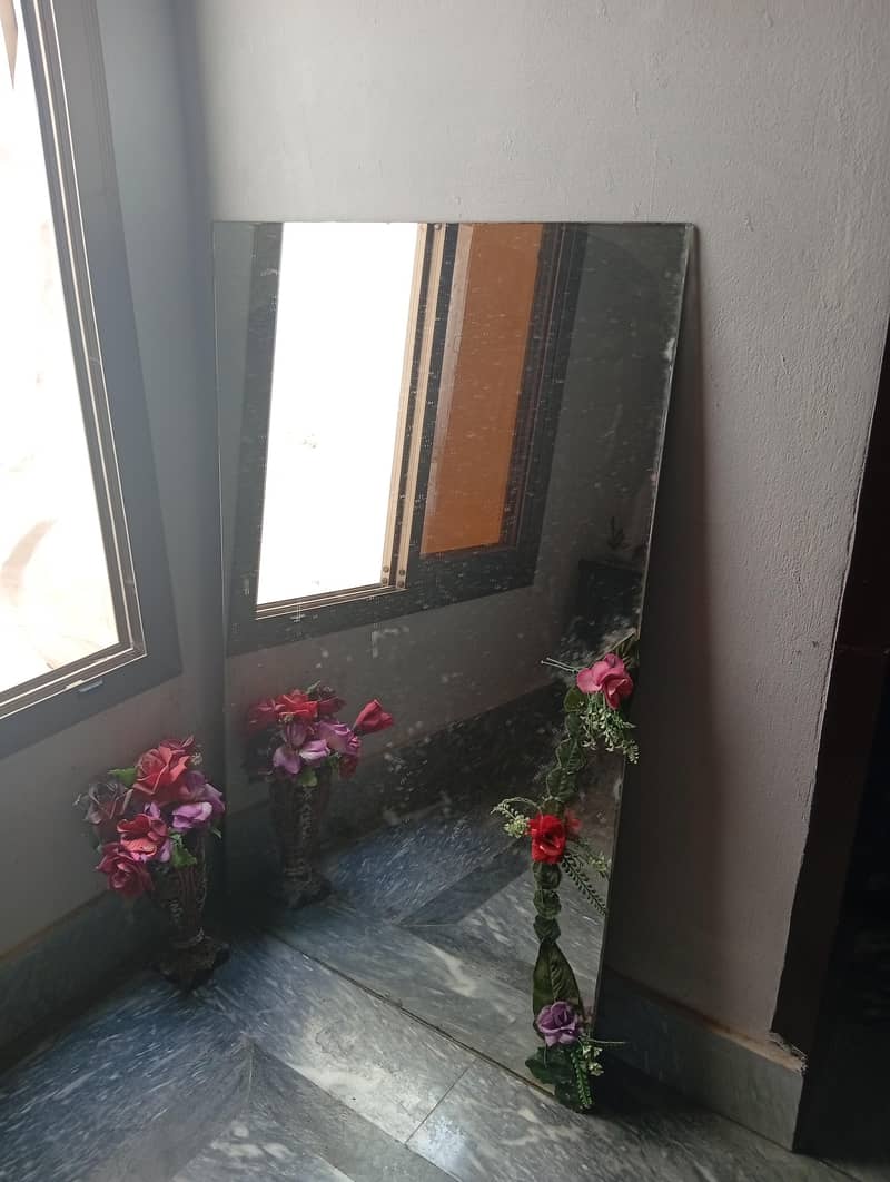 Mirror  0