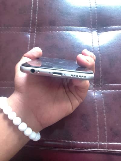 Apple iPhone 6S