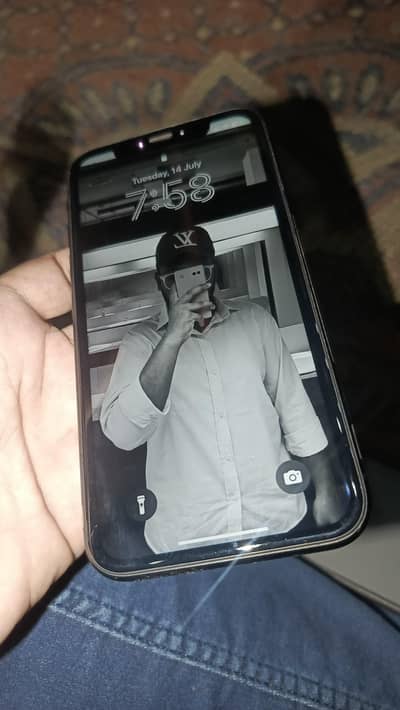 Apple iPhone XR