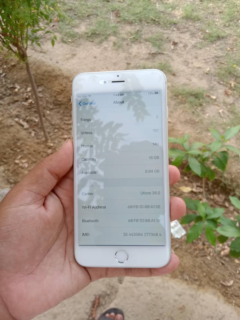 Apple iPhone 6 Plus 4