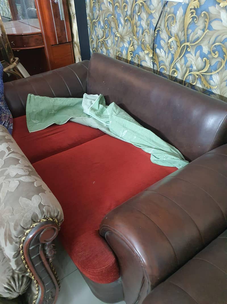 Complete 6 seater sofa set 0