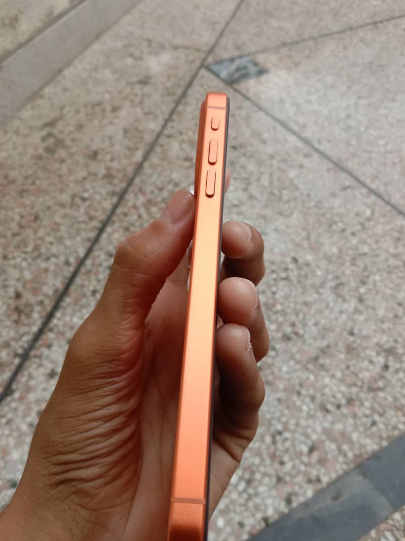 Apple iPhone XR 5
