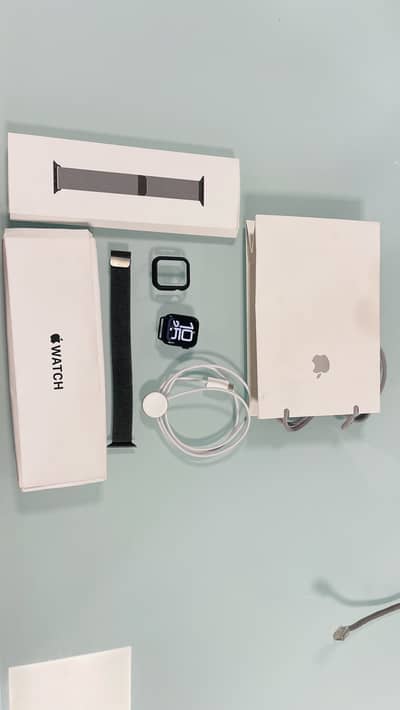 Apple Watch SE 3rd Gen 40mm GPS 64GB | 100% Battery Health | Like New