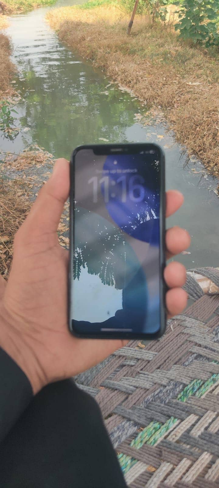 Apple iPhone 11 Pro 2
