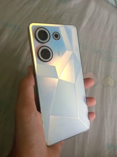 Tecno camon 20